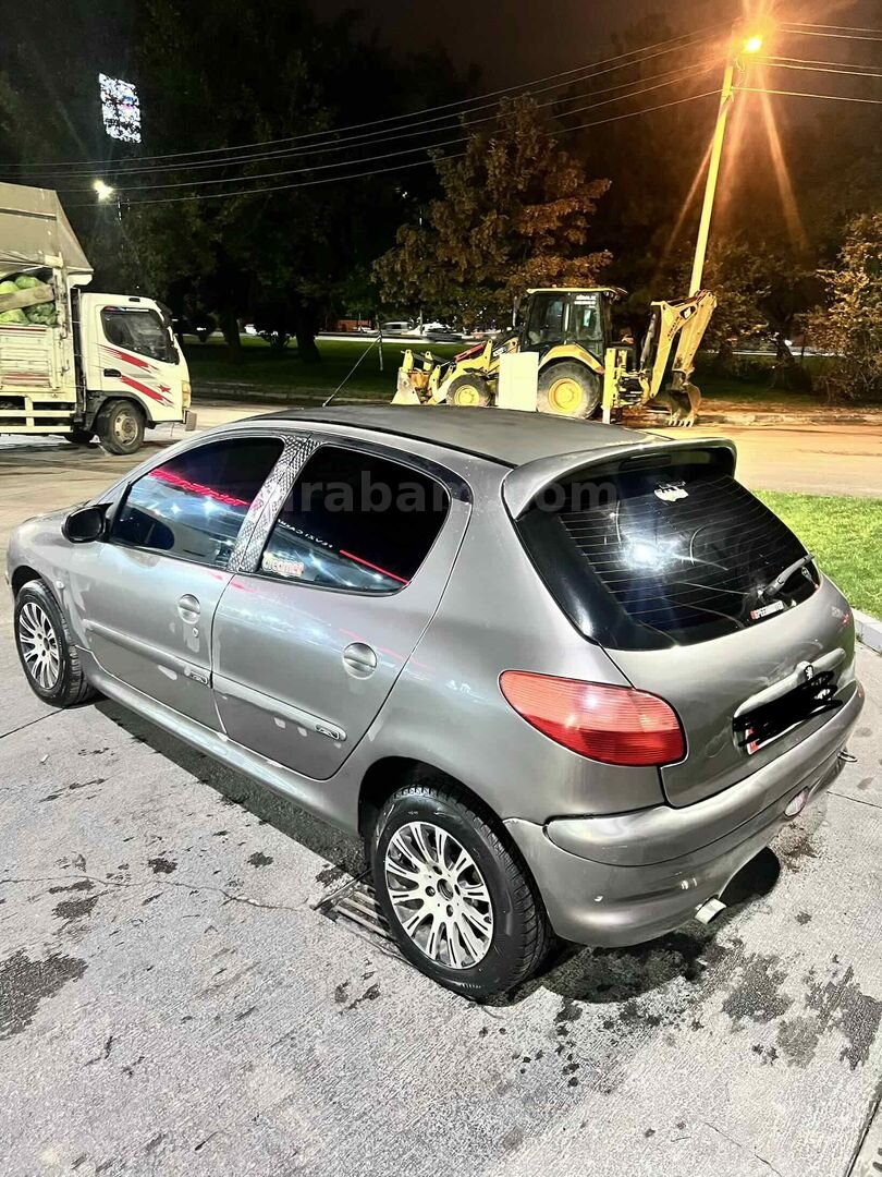 Sahibinden Peugeot 206 1.4 XR 2000 Model 4