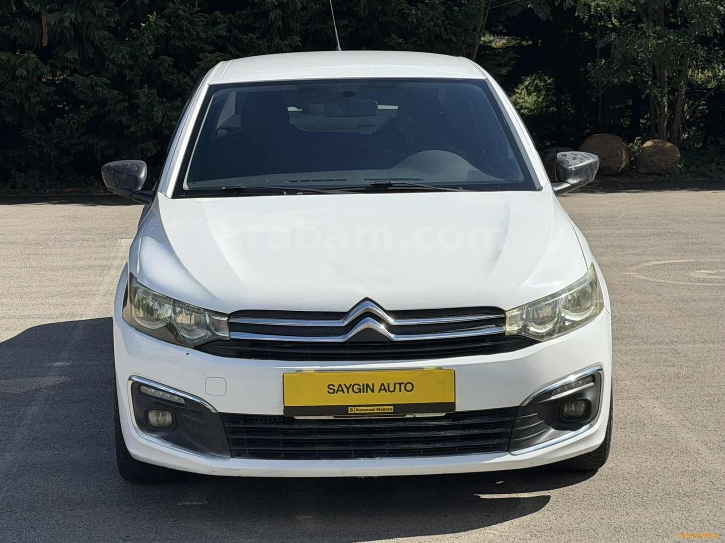 Galeriden Citroen C-Elysée 1.6 HDi Live 2017 Model İstanbul 201.000 km Beyaz 1