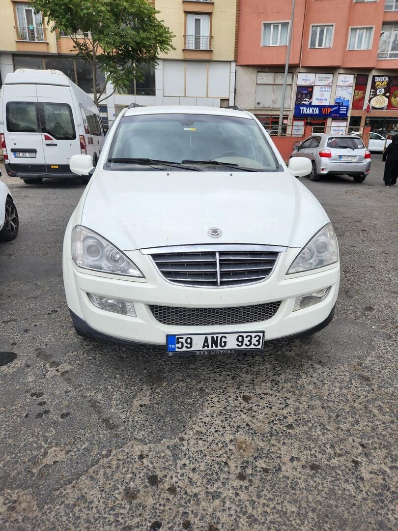 Sahibinden KGM SsangYong Kyron 2.0 L XDI Limited 4x4 2011 Model Tekirdağ 350.000 km Beyaz 3