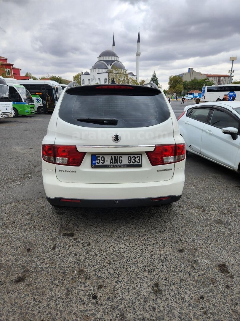 Sahibinden KGM SsangYong Kyron 2.0 L XDI Limited 4x4 2011 Model Tekirdağ 350.000 km Beyaz 4
