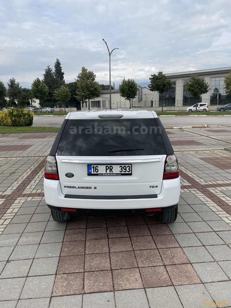 Galeriden Land Rover Freelander II 2.2 SD4 HSE 2011 Model Bursa 226.000 km Beyaz 5