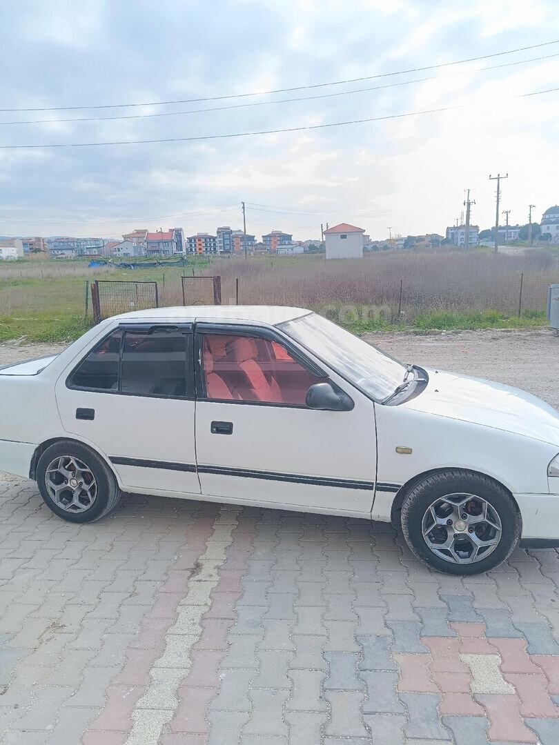 Sahibinden Suzuki Swift 1.3 GLX 2000 Model 3