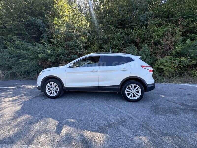 Sahibinden Nissan Qashqai 1.5 dCi Sky Pack 2015 Model