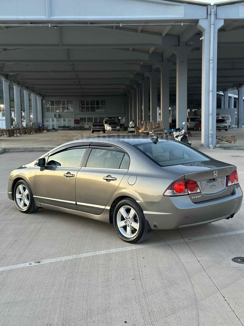Sahibinden Honda Civic 1.6 Elegance 2007 Model 325.000 km Bej 4