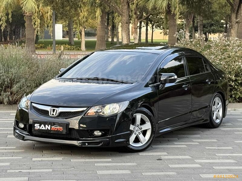 2010 Civic Sedan 1.6 i-VTEC Elegance İLKSAHİBİİNDEN CAM GİBİİİ