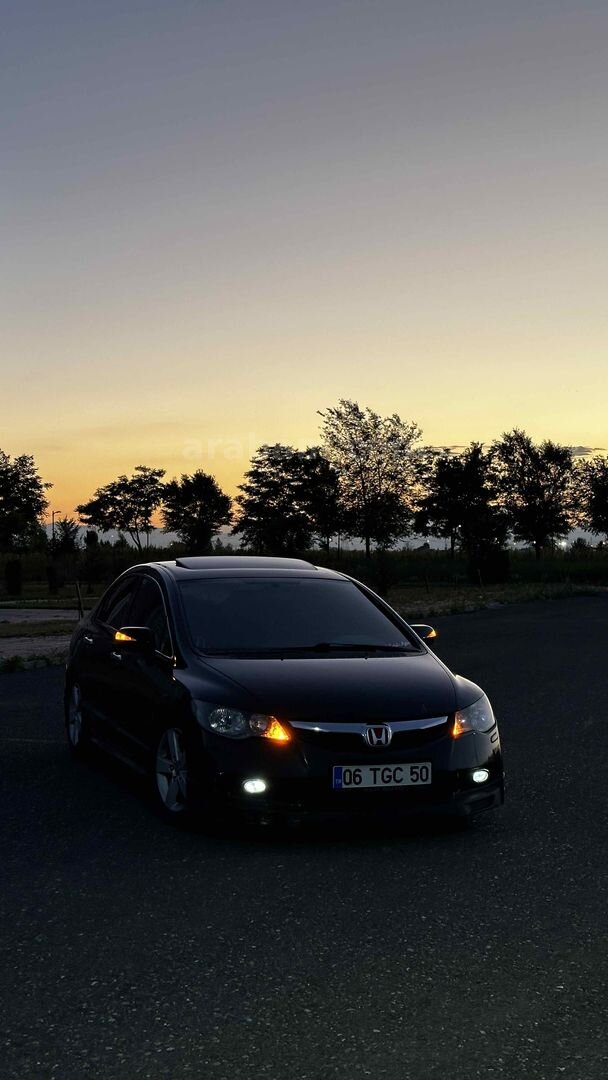 Sahibinden Honda Civic 1.6i VTEC Elegance 2009 Model 1