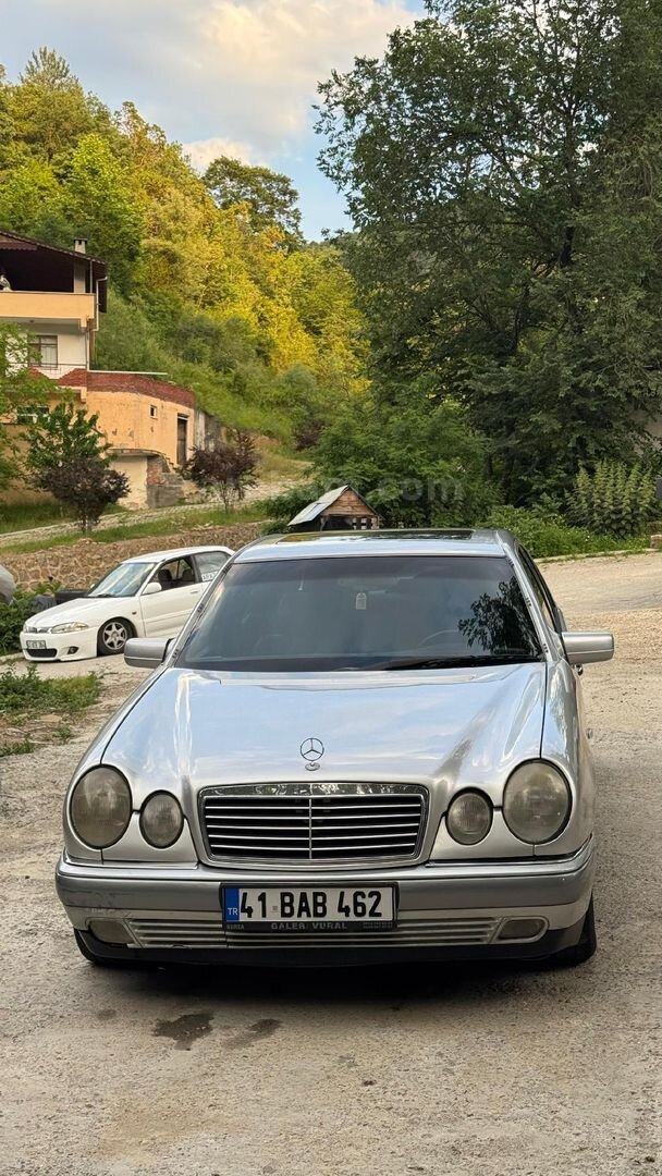 Sahibinden Mercedes - Benz E 200 Elegance 1997 Model 4