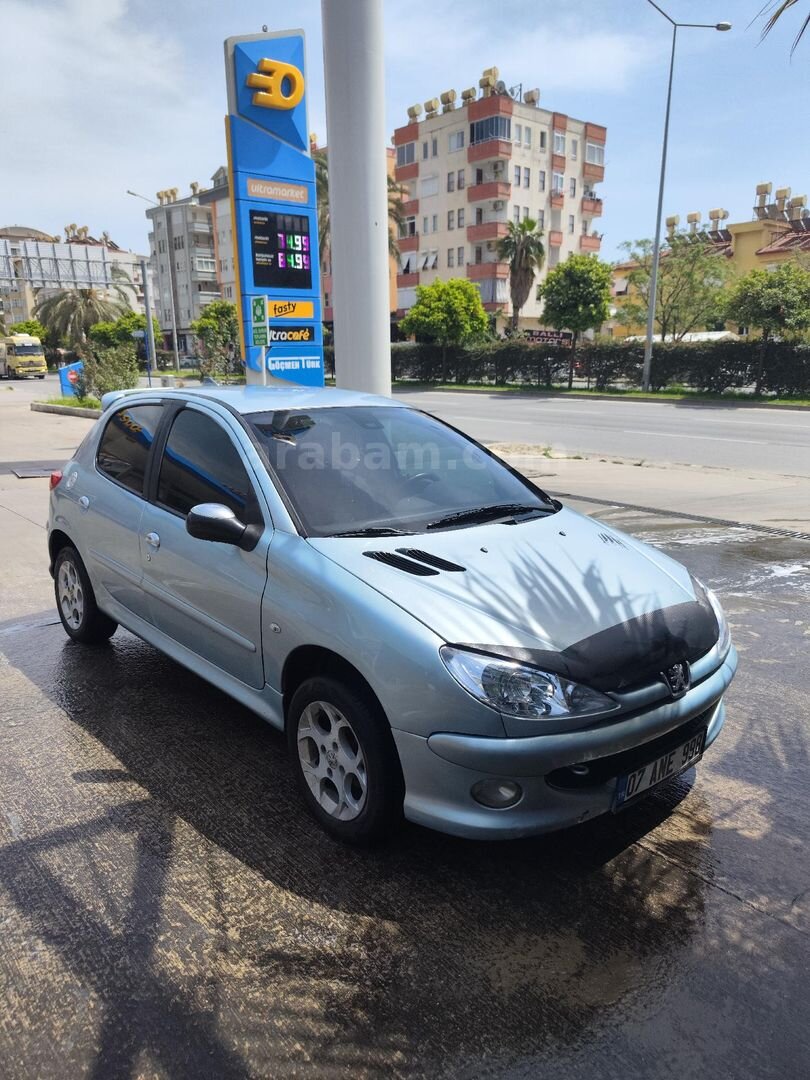 Sahibinden Peugeot 206 1.4 Feline 2006 Model 1