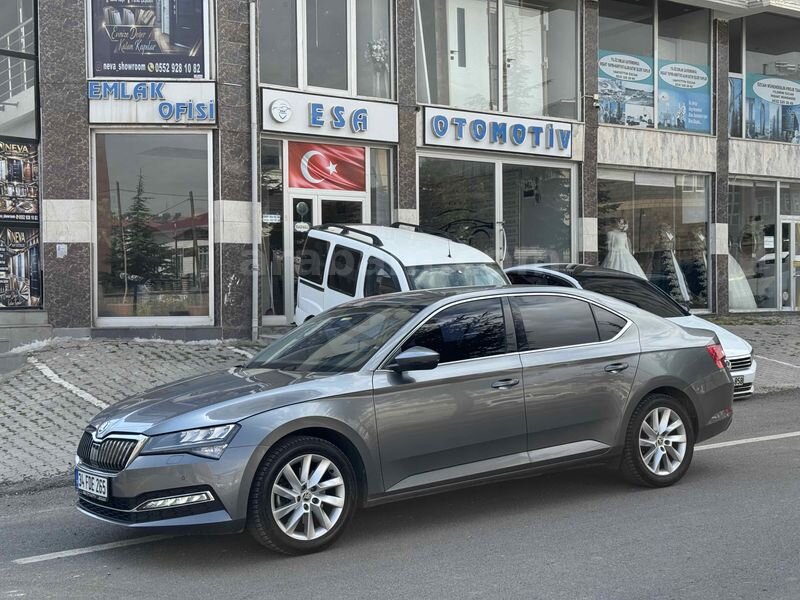 Sahibinden Skoda SuperB 1.5 TSI Premium 2022 Model 1