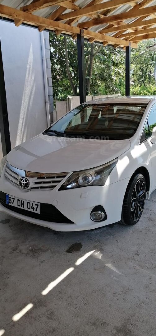 Sahibinden Toyota Avensis 1.6 Elegant 2012 Model 1