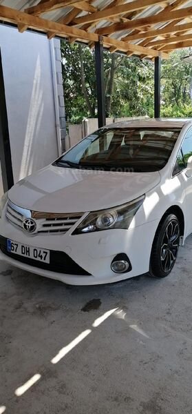 Sahibinden Toyota Avensis 1.6 Elegant 2012 Model