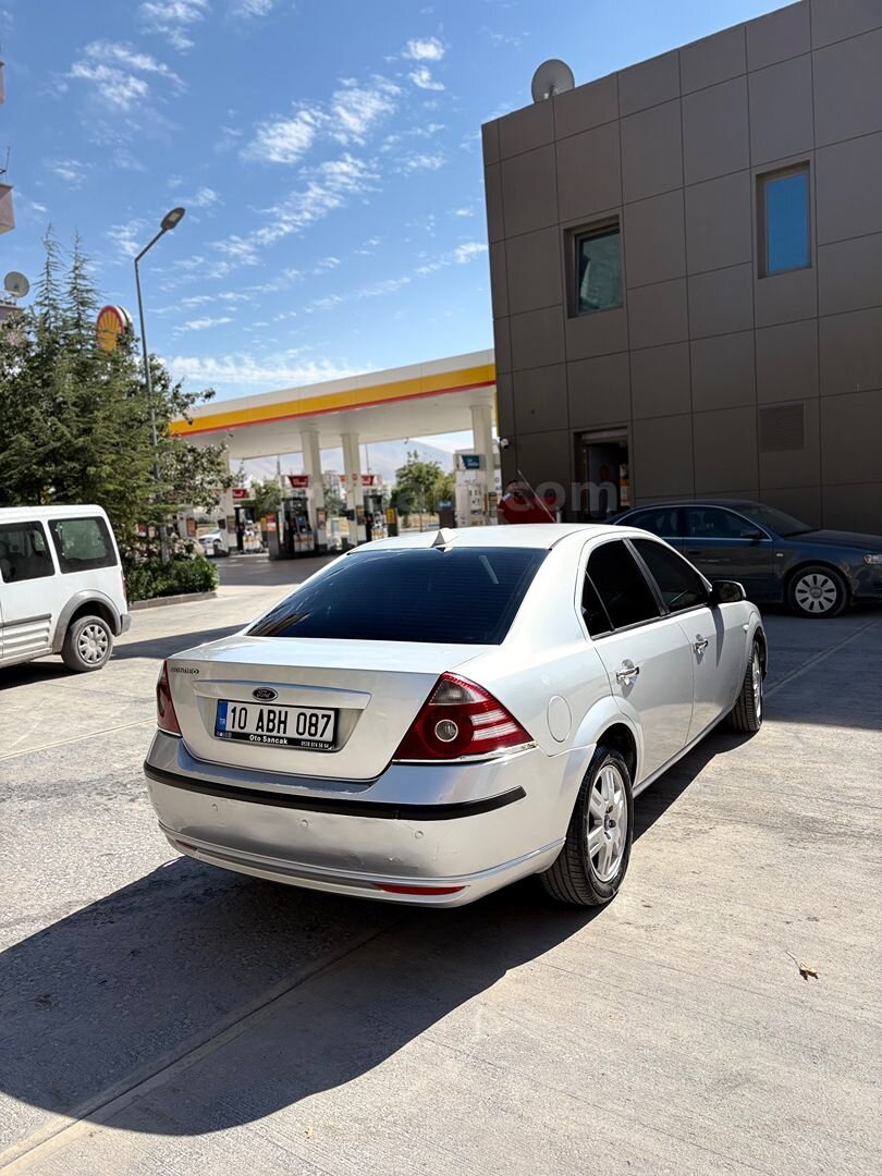 Sahibinden Degişensiz Ford Mondeo 2.0 TDCi Trend 2007 Model 4