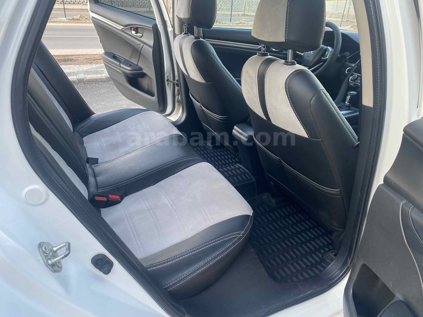 Sahibinden Honda Civic 1.6i VTEC Eco Executive 2018 Model 6