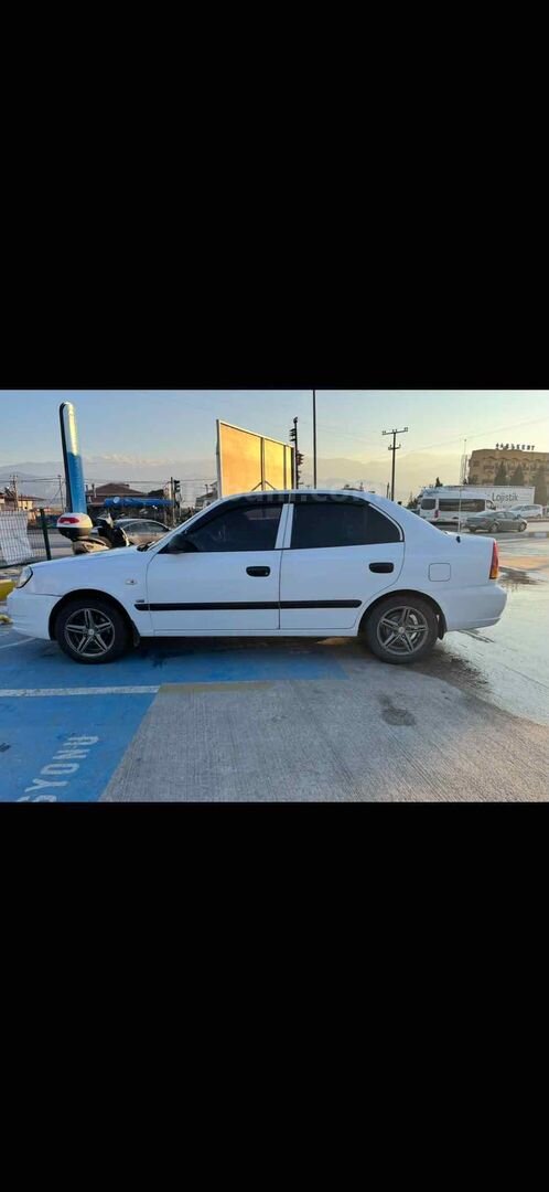 Sahibinden Hyundai Accent 1.5 CRDi Admire 2006 Model 1