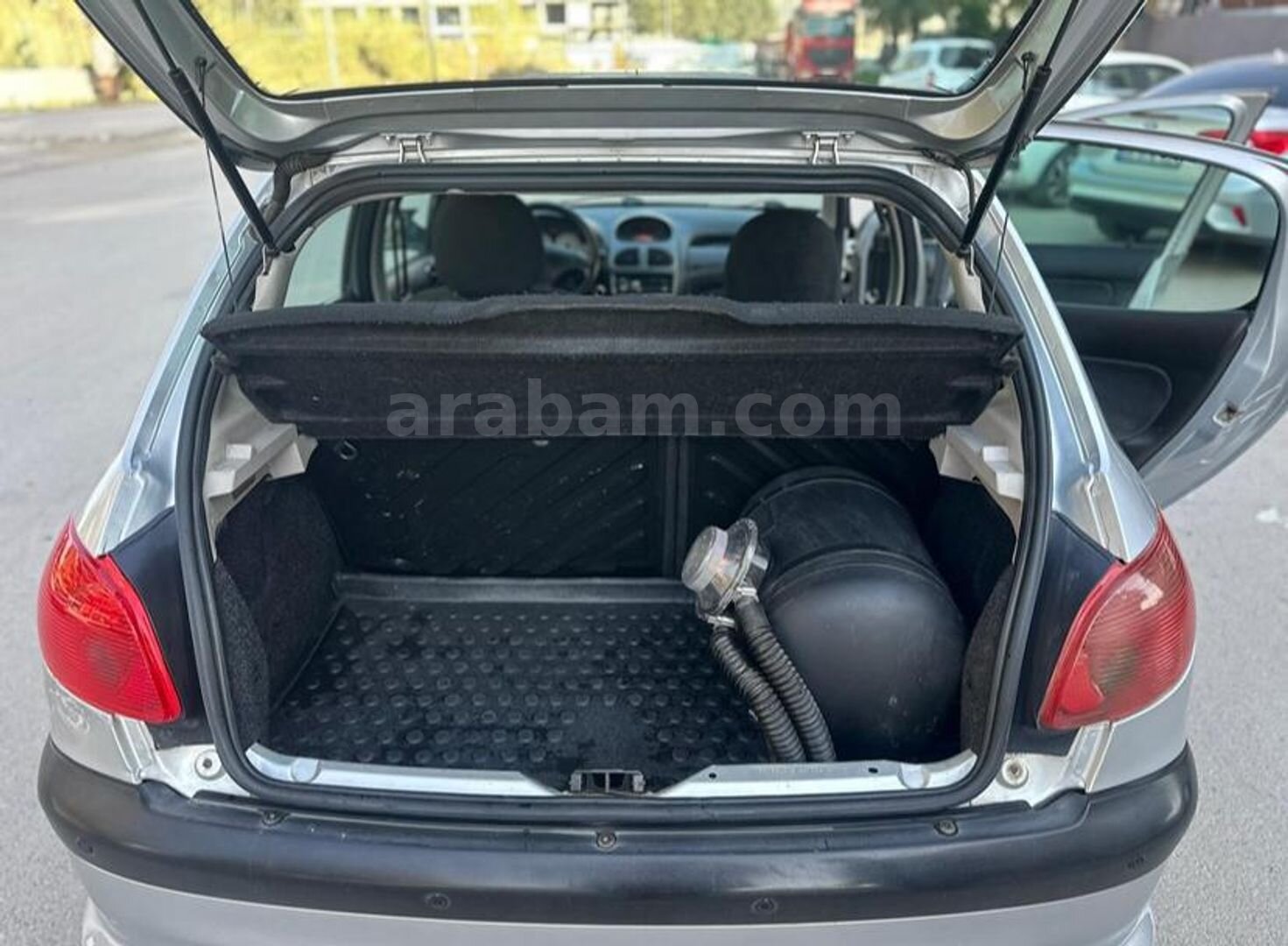 Sahibinden Peugeot 206 1.4 Premium 2004 Model 260.000 km Gri 4