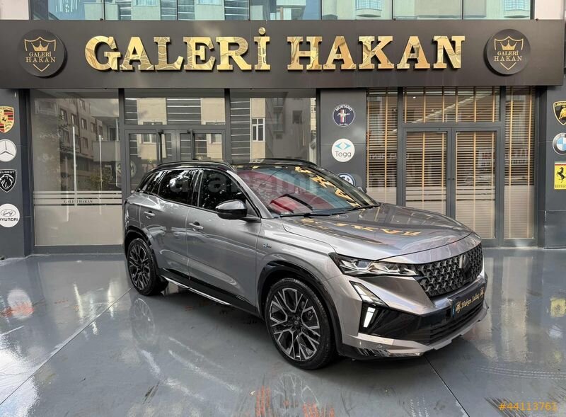 2025 AUSTRAL 1.3 MHEV TECHNO ESPRİT ALPİNE 15000 KM YENİ KASA