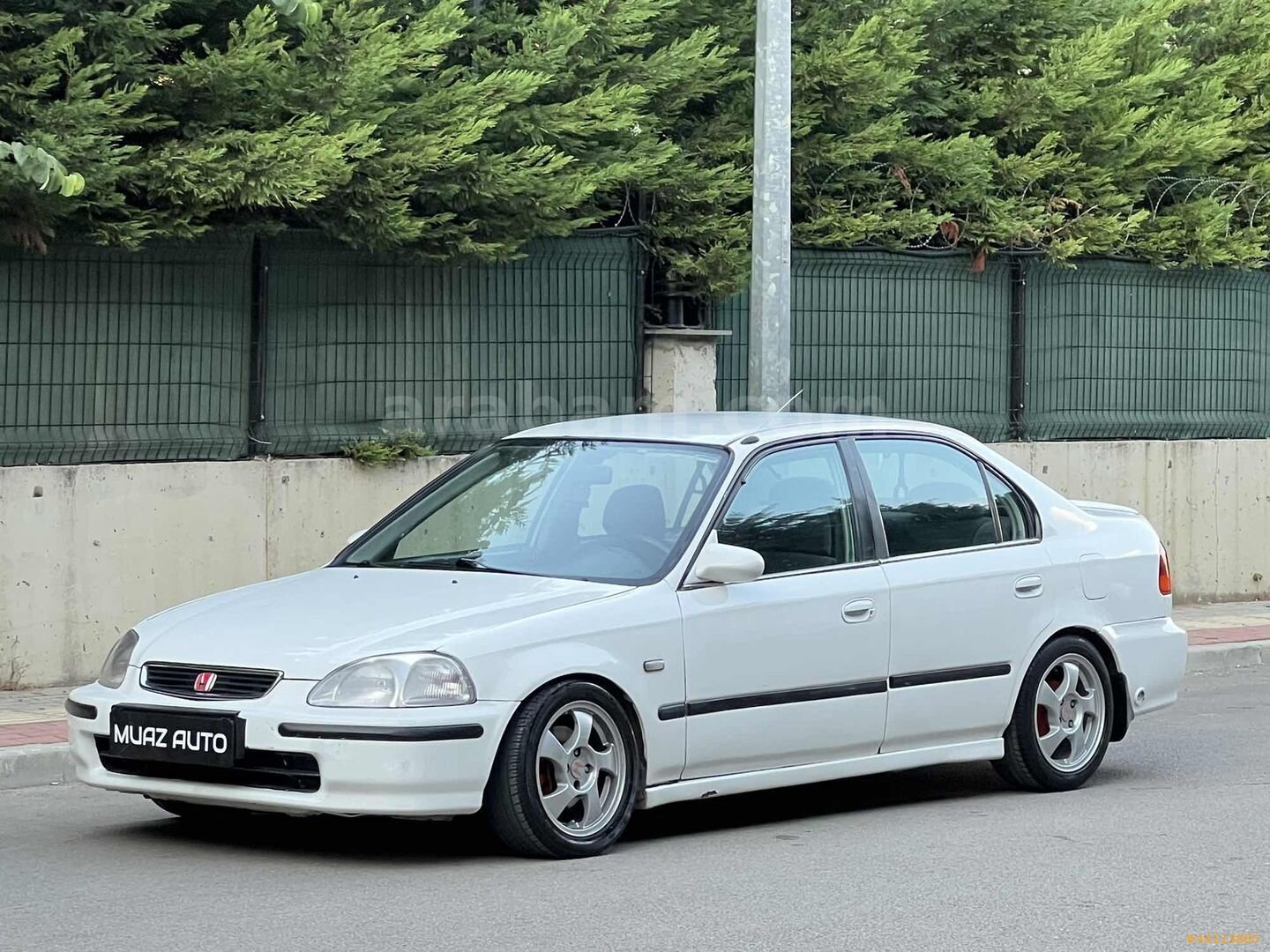HONDA CİVİC 1.6 İES DÜŞÜK KM MANUEL TAM GÜVENLİK KLİMA 2
