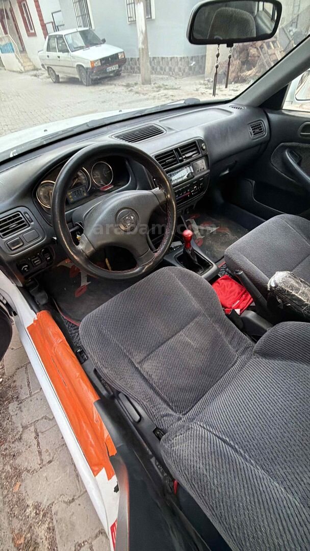 Sahibinden Honda Civic 1.4 i S 1998 Model 6