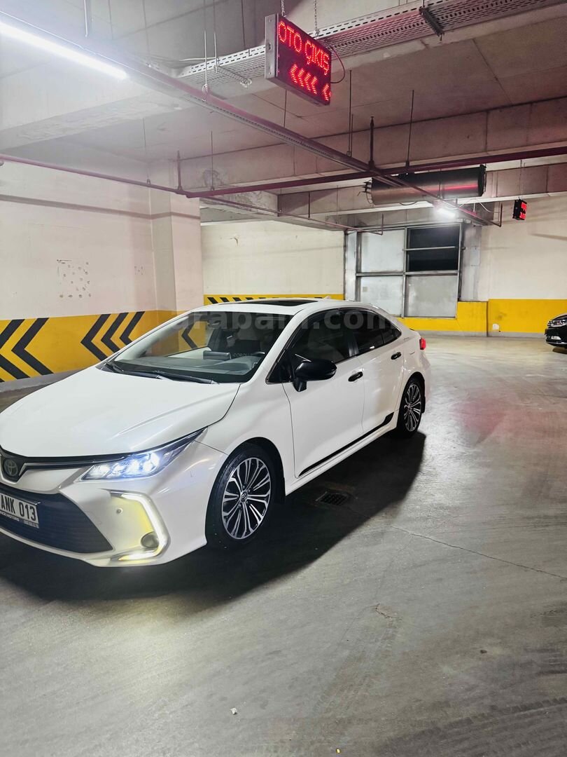 Sahibinden Toyota Corolla 1.6 Flame X Pack 2020 Model 4