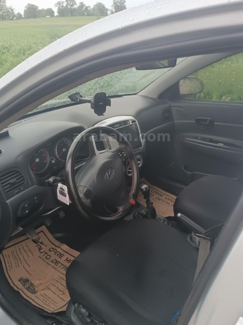 Sahibinden Hyundai Accent Era 1.5 CRDi-VGT Style 2009 Model 7