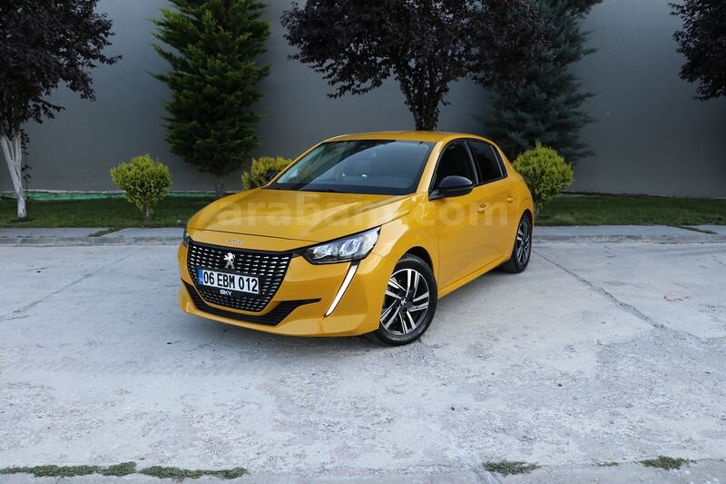 Sahibinden Peugeot 208 1.2 PureTech Allure Selection 2022 Model