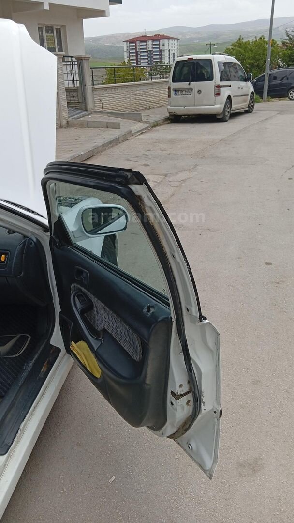 Sahibinden Honda Civic 1.6 i ES 2000 Model 7