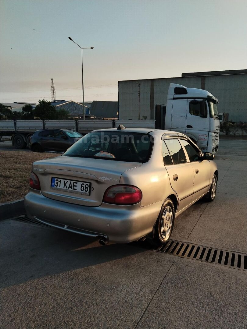 Sahibinden Hyundai Accent 1.5 GLS 1999 Model 5