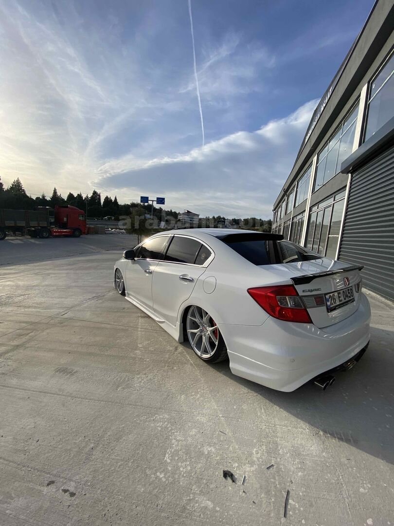 Sahibinden Honda Civic 1.6i VTEC Eco Elegance 2013 Model 6
