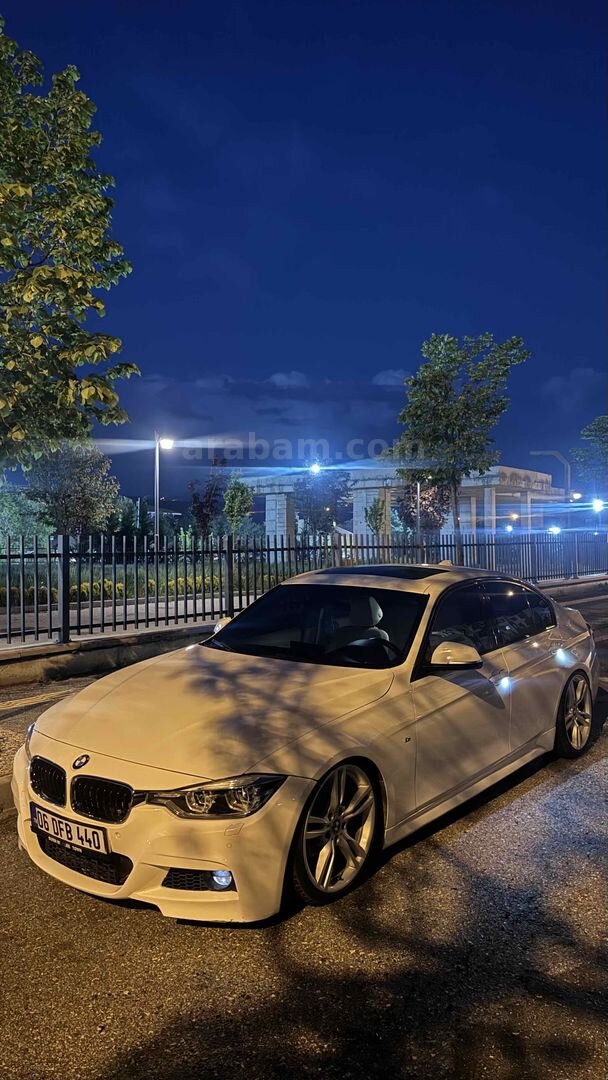 Sahibinden BMW 3 Serisi 320i ED 40th Year Edition 2015 Model 200.000 km Beyaz 5