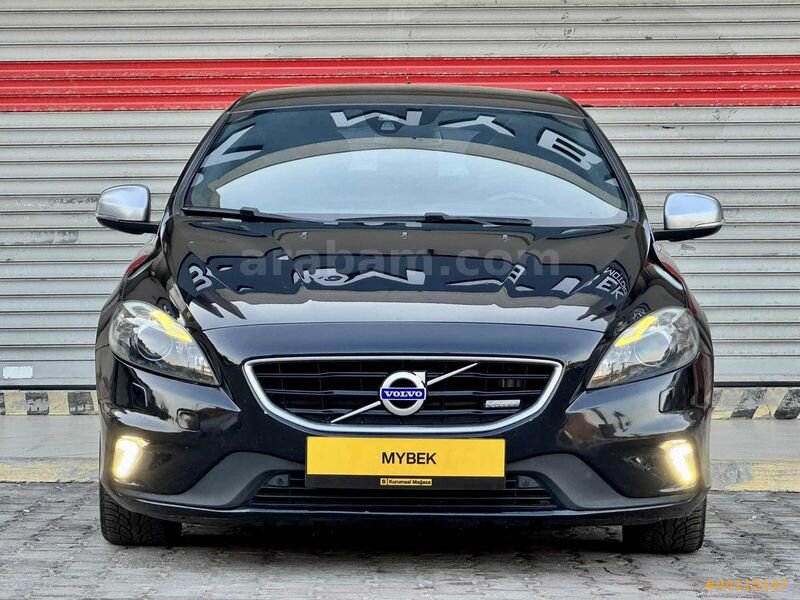 VOLVO V40 1.6D R-DESİNG DOLU DOLU DEĞİŞENSİZ