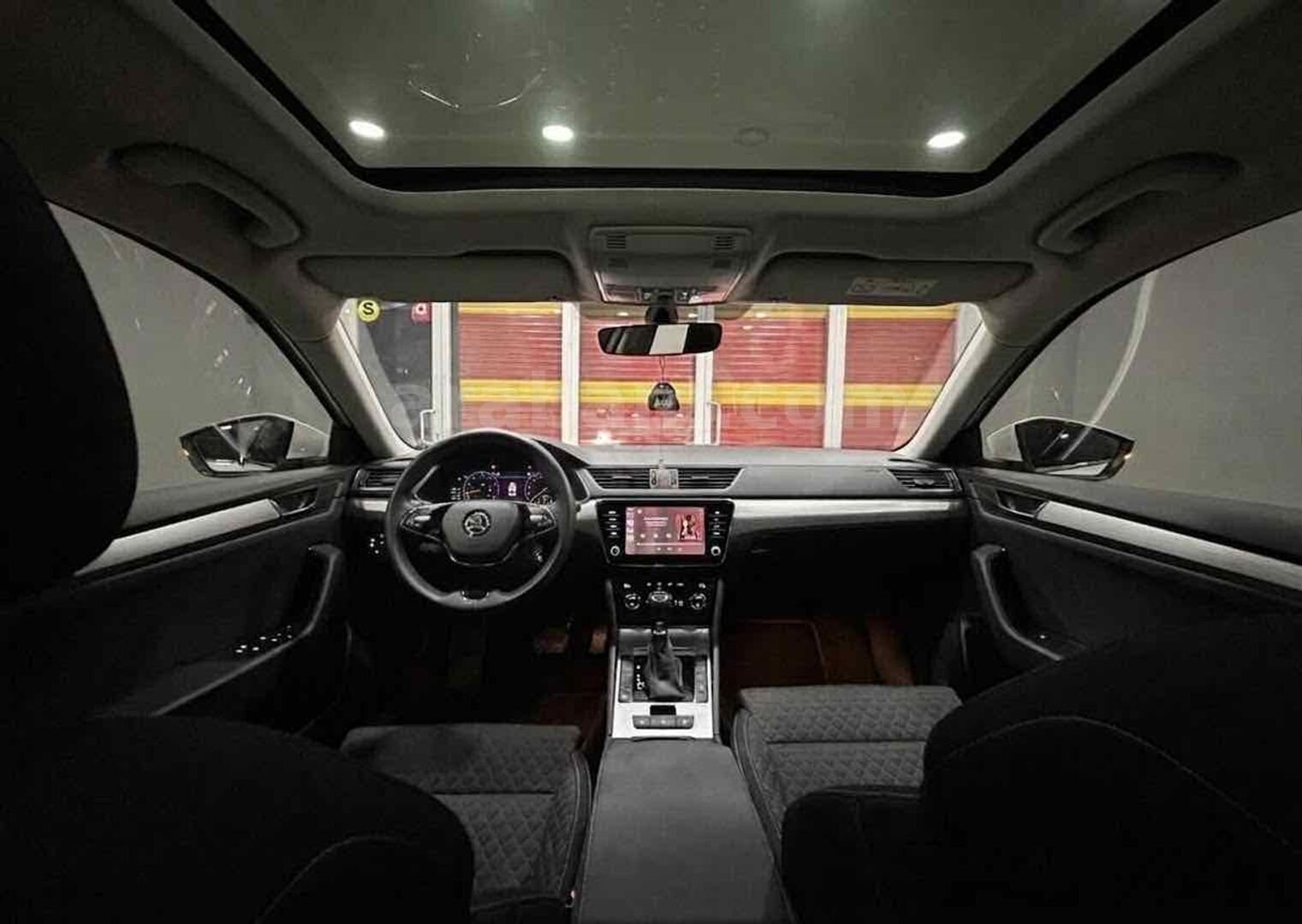Sahibinden Skoda SuperB 1.5 TSI Elite 2022 Model 87000 km Beyaz 6