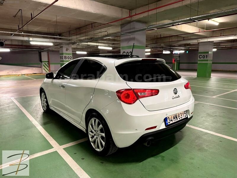 2016 Çıkış İLK SAHİP CAM TAVAN Dizel Alfa Romeo Giulietta 1.6JTD 6