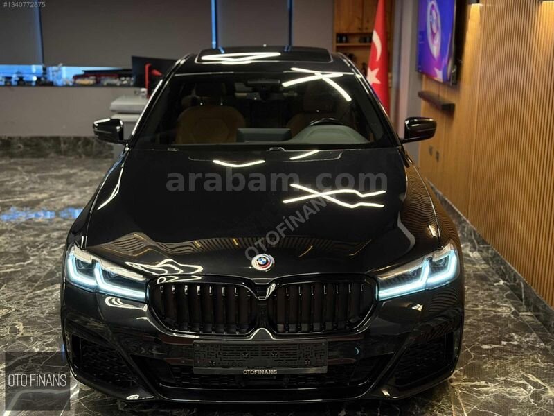 OTOFİNANS ORJİNAL SHADOW 2022 BMW 5.20İ 50.YIL M EDITION OTONOM+