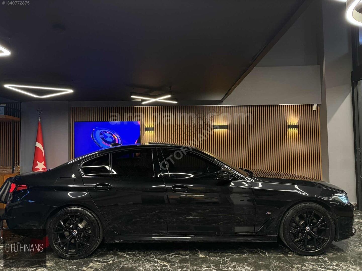 OTOFİNANS ORJİNAL SHADOW 2022 BMW 5.20İ 50.YIL M EDITION OTONOM+ 5