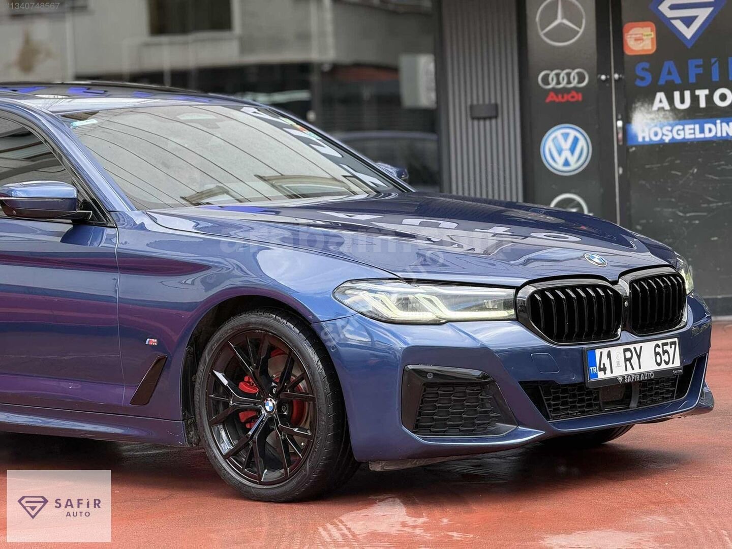 SAFİR AUTO 2023 BMW 5.20İ 50.YEAR M SPORT LAZER SHADW ARKA KLİMA 6
