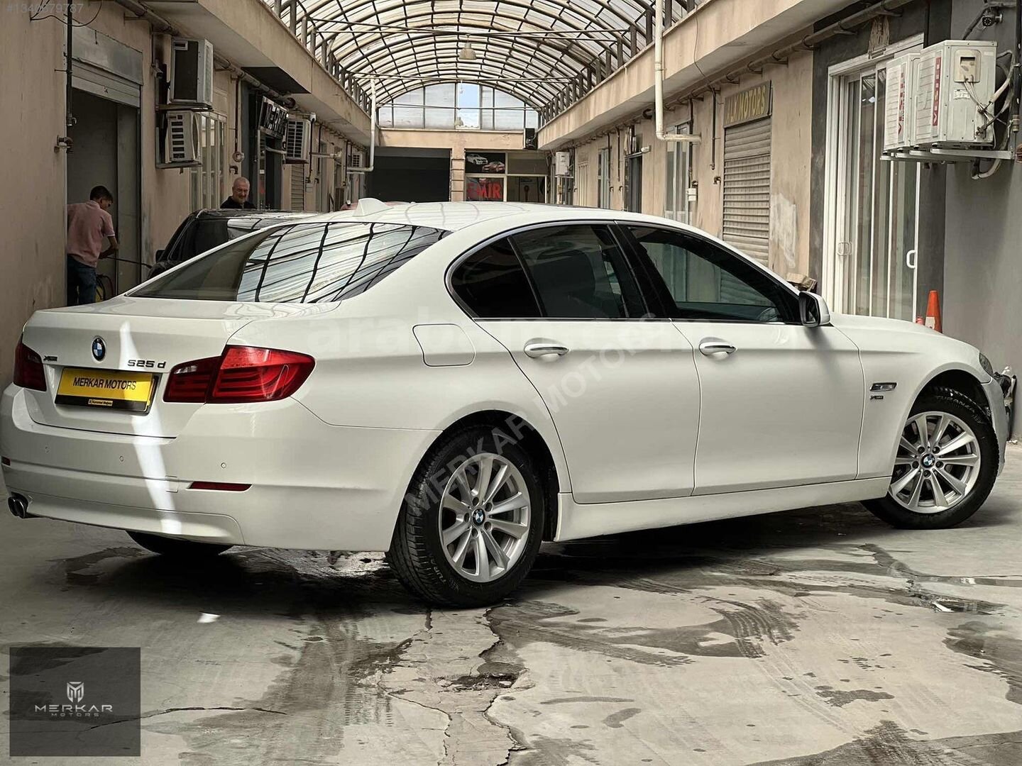 MERKAR'DAN HATASIZ BOYASIZ BMW 525D XDRIVE PREMIUM 6