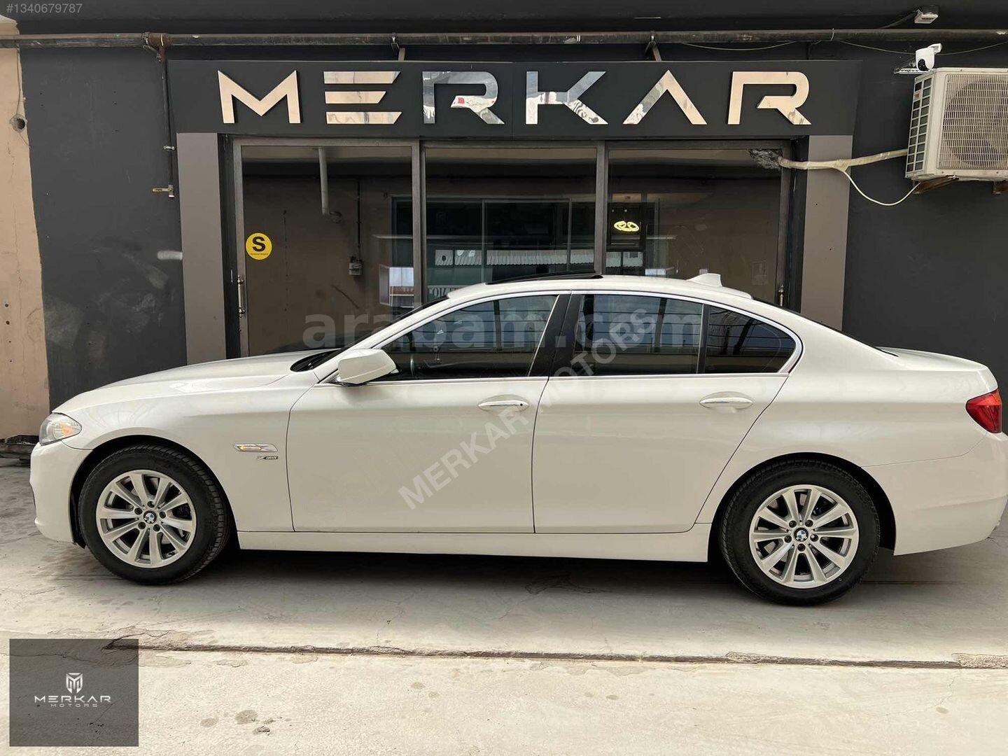 MERKAR'DAN HATASIZ BOYASIZ BMW 525D XDRIVE PREMIUM 1