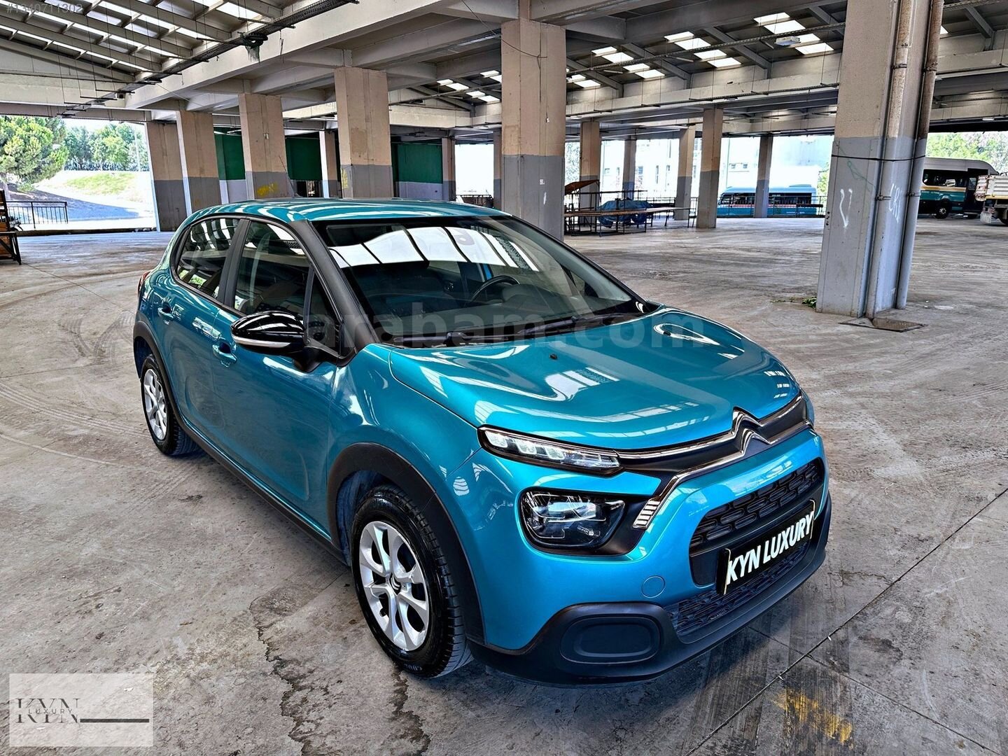 KYN LUXURY 2020 MODEL CİTRÖEN C3 ÖZEL RENK HATASIZ BOYASIZ 2