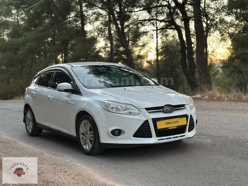 DEĞİŞENSİZ FORD FOCUS 1.6 TDCI STYLE BU FİYATA BÖYLESİ YOKK