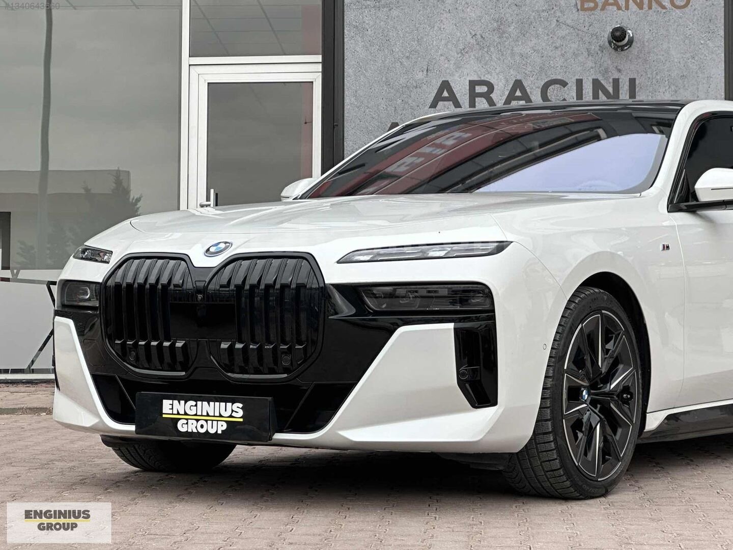 ENGİNİUS GROUP 2023 BMW i7 M SPORT PRO AKS B&W THEATRE MASAJ 4