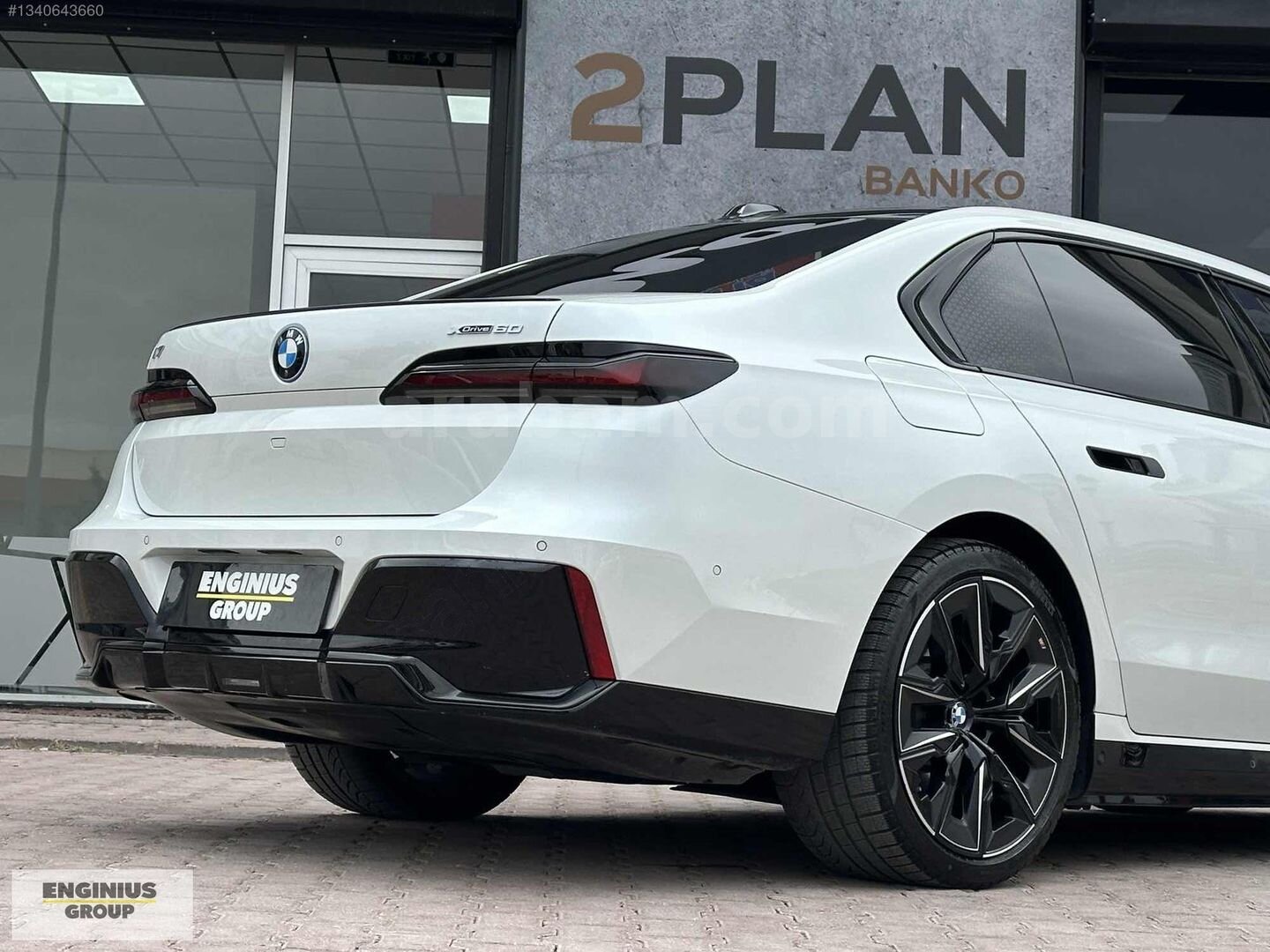 ENGİNİUS GROUP 2023 BMW i7 M SPORT PRO AKS B&W THEATRE MASAJ 6