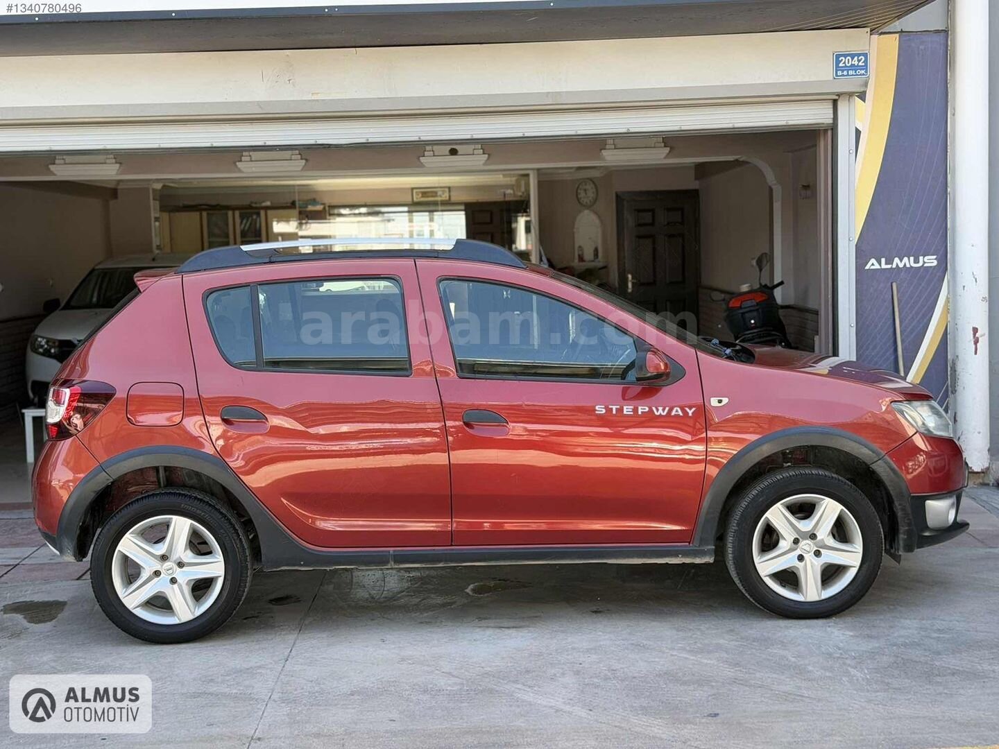 DACİA SANDERO STEPWAY//KIRMIZI-ORJİNAL 178 KM-BAKIMLI-MASRAFSIZ 7