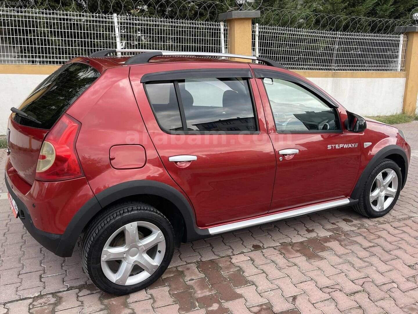 168 BİN ORJİNAL KM STEPWAY AİLE ARACI DACIA 3