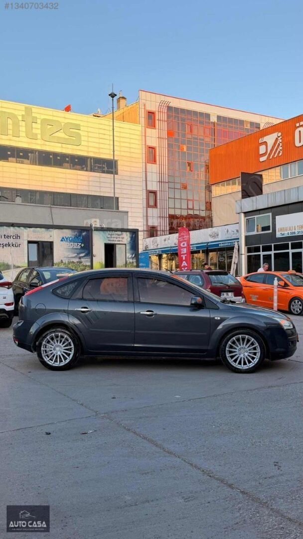 AUTO CASA DAN OTOMATİK MASRAFSIZ FORD FOCUS 4