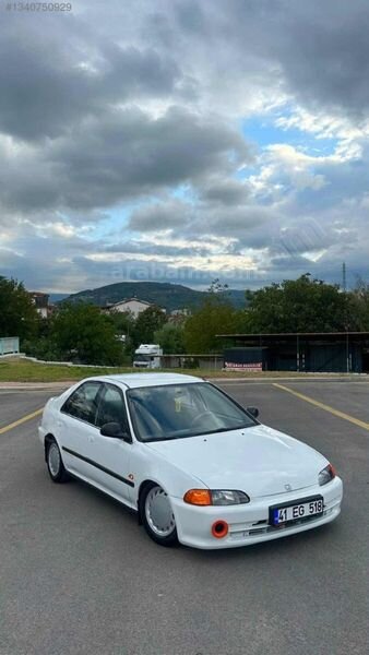 EMR CAR CİTY'den DOLU 1.6Sİ