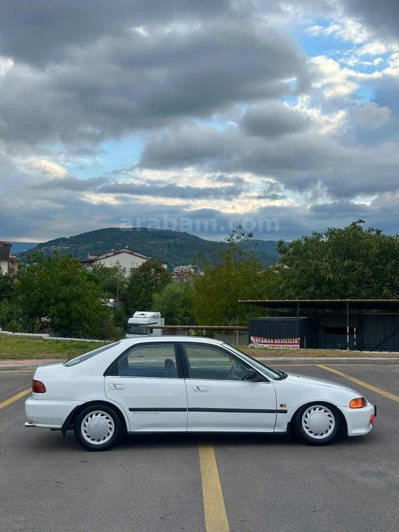 EMR CAR CİTY'den DOLU 1.6Sİ 4