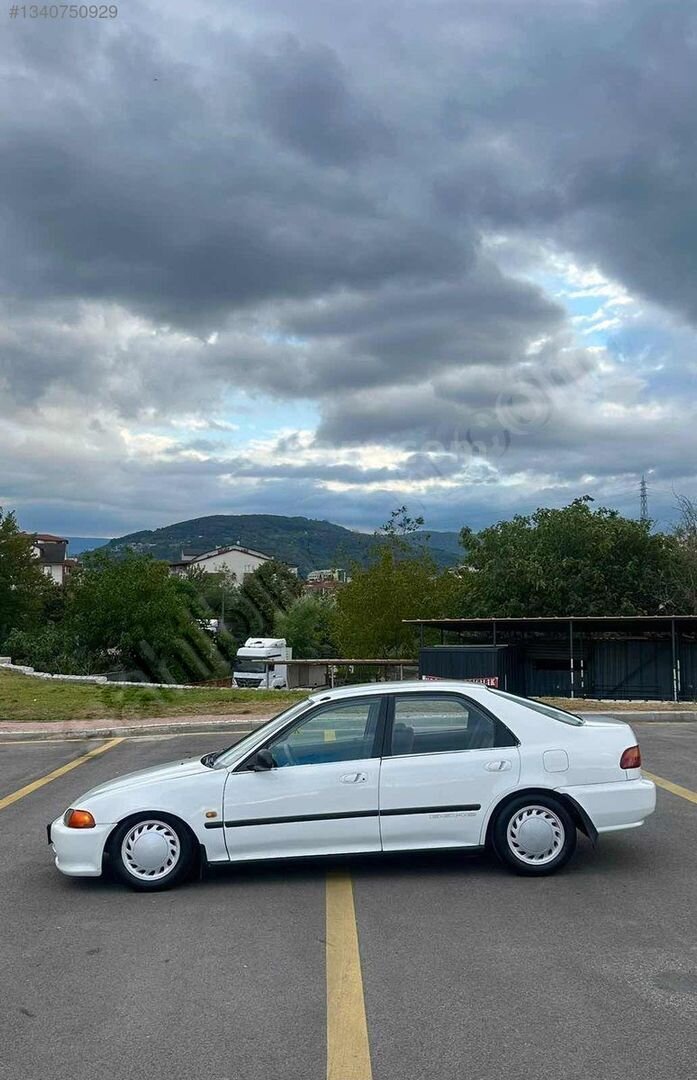 EMR CAR CİTY'den DOLU 1.6Sİ 6