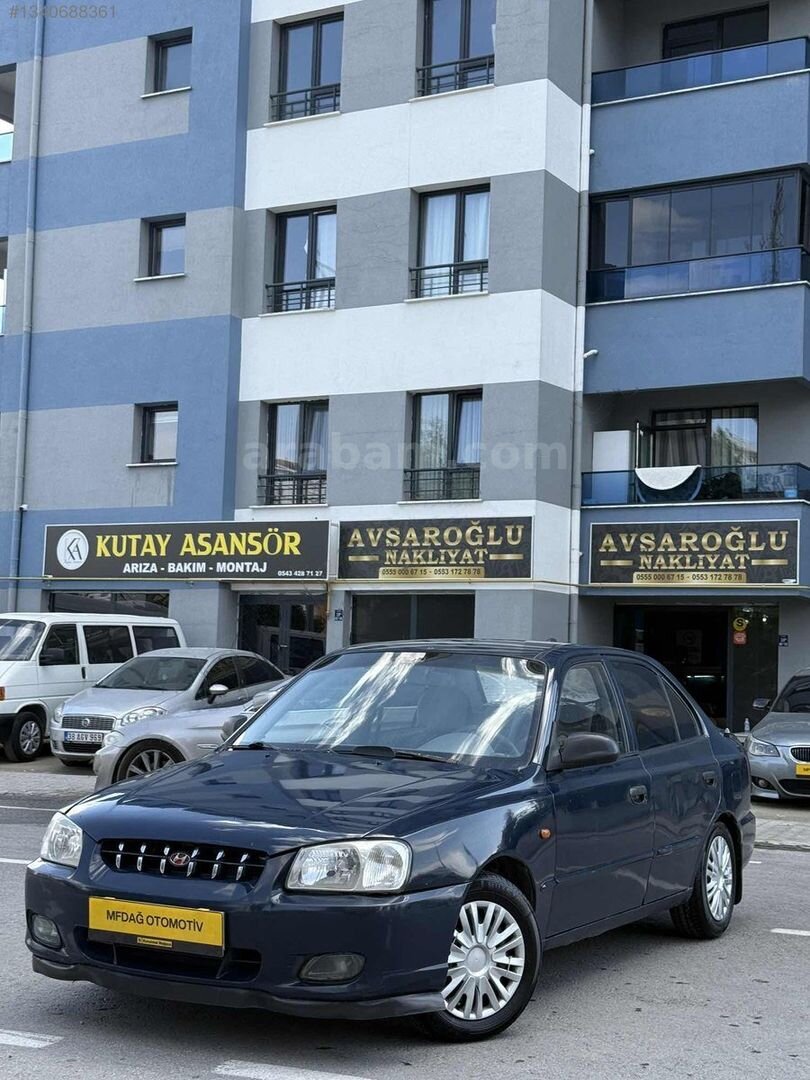 TERTEMİZ MASRAFSIZ AİLE ARACI HYUNDAİ ACCENT YAKIT CİMRİSİ 2
