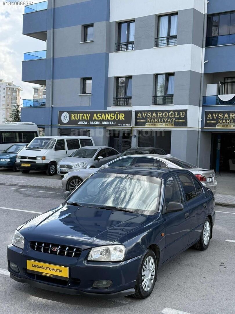 TERTEMİZ MASRAFSIZ AİLE ARACI HYUNDAİ ACCENT YAKIT CİMRİSİ 4