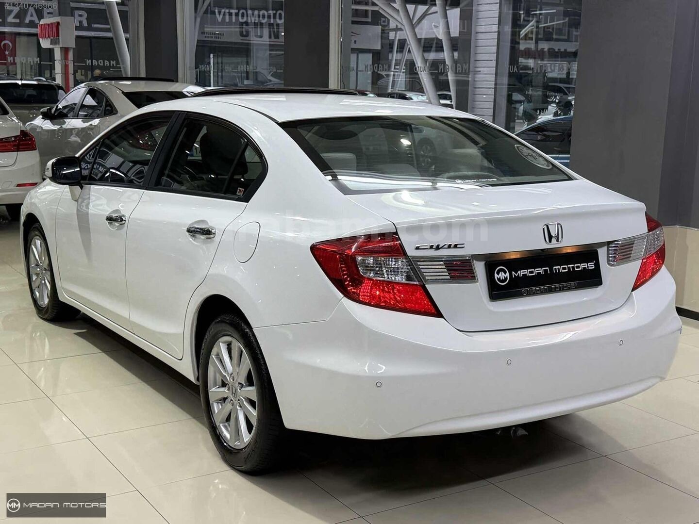 MADAN-2013 HONDA CİVİC 1.6İ-VTEC ELEGANCE 25.000 KM OTOMATİK 4
